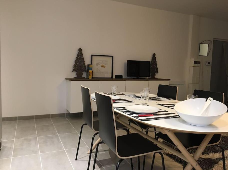Comfortable, Cozy, Chill, Spacious, Near Cathedral Реймс Екстериор снимка